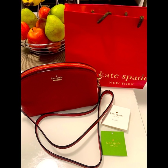 ❤️ SOLD Kate Spade Red Leather ❤️ Crossbody Bag - Picture 13 of 13